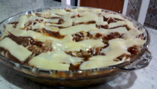 Macarrão com queijo ralado e mussarela