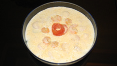 Chuchu recheado ao molho branco gratinado