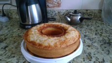 Bolo de coco e queijo coalho