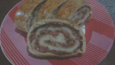 Pão recheado com calabresa