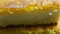 Bolo de fubá cremoso