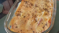 Lasanha de queijo e presunto