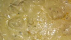 Cubos de frango ao requeijão