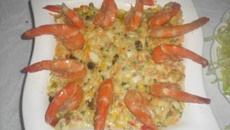 Salada de Natal com camarões