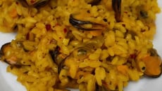 Risoto picante de mexilhões e tangerina