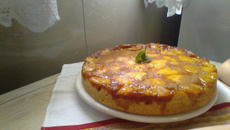 Pão de ló com abacaxi