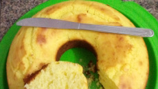 Bolo de queijo cremoso sem glúten