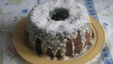 Bolo de chocolate recheado