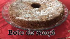 Bolo de maçã com passas do Lúcio Cezar