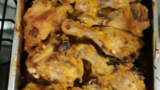 Frango assado ao creme de cebola e maionese