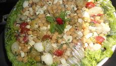 Salada de grão de bico