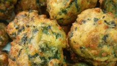 Bolinho de espinafre