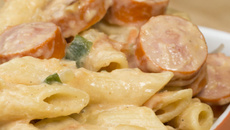 Macarrão com salsicha especial