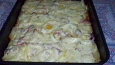 Batata a portuguesa gratinada