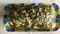 Bolo de coco e maçã
