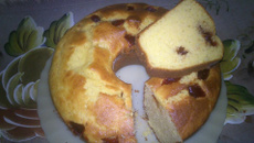 Bolo de fubá com goiabada