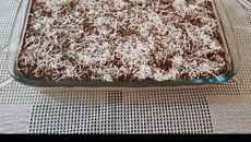 Pavê de ameixas pretas