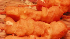 Espetinho de mussarela