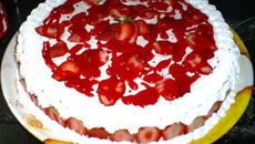 Torta gelada de morango