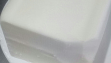 Queijo parmesão falso