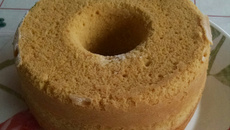 Bolo de fubá com leite de coco