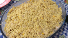 Macarrão ao molho branco com atum