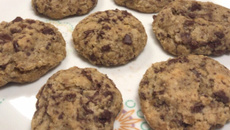 Cookie de chocolate meio amargo sem glúten