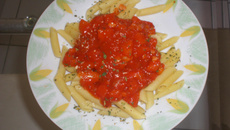 Penne ao molho sugo