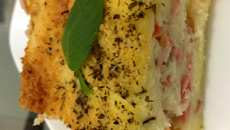 Kadosh de mortadela e catupiri