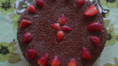 Bolo de brigadeiro com Morango