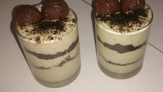 Mousse de maracujá com bolacha negresco