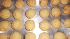 Pão de queijo mineiro