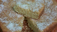 Bolo de aipim com coco