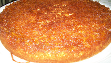 Bolo de mandioca caramelizada