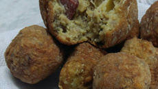 Bolinho de arroz integral recheado