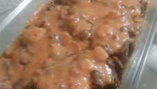 Lingua de boi com vinho