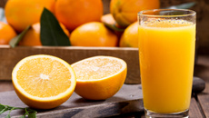 Suco de laranja com mamão