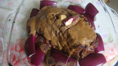 Carne de panela ao molho de cebola