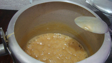 Doce de leite (feito na panela de pressão)