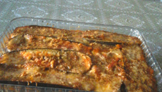 Carne moída com berinjela gratinada
