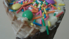 Bolo na casquinha de sorvete