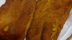 Bife de casca de banana à milanesa