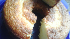 Bolo de limão com chantilly