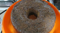 Bolo de chocolate com calda