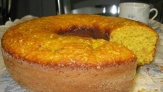 Bolo de cenoura e aveia da Mari