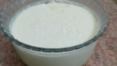 Gelatina cremosa com leite