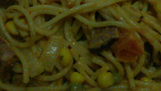 Macarrão com tudo dentro