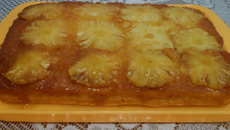 Torta invertida de abacaxi