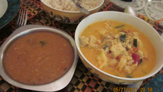 Moqueca com camarão e pirão