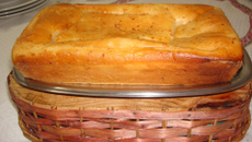 Pão caipira com queijo